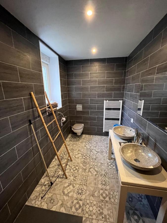 L'Hostellerie De Sevremont Saint-Michel-Mont-Mercure Zewnętrze zdjęcie