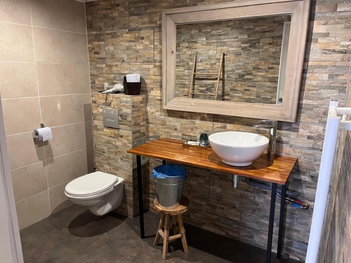 L'Hostellerie De Sevremont Saint-Michel-Mont-Mercure Zewnętrze zdjęcie